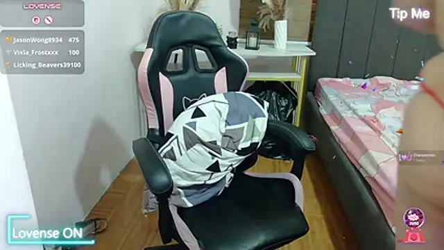 ashly888 Chat XXX in diretta