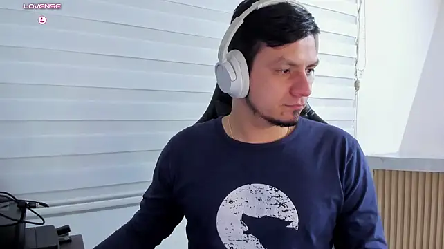 Chat +18 de Rick_Adams ao vivo