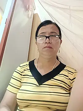 Chat XXX ao vivo de Chilly-wet
