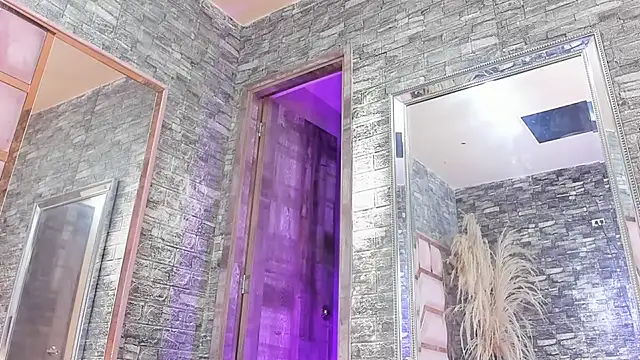 Czat XXX na żywo – Danny_Luxx