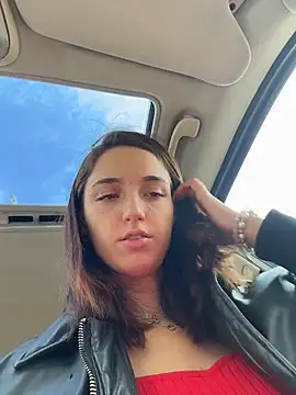 DollyTall XXX чат на живо
