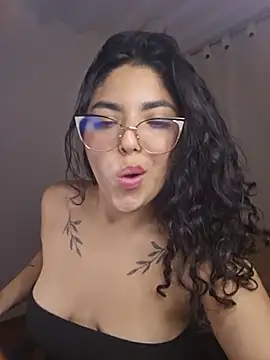 Milysins Chat XXX in diretta