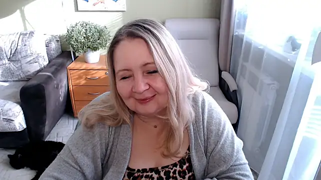 Chat XXX ao vivo de YanaMayer