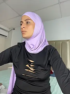 XXX chat uživo modela aisha_k