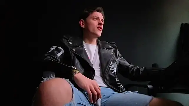 FelixStarkk 라이브 XXX 채팅