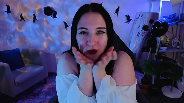Lucy_Haall: онлайн-секс-чат