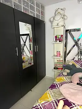 valentina_fire1's Live XXX Chat