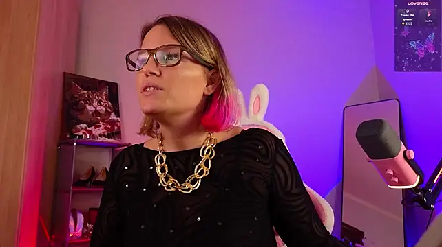 Chat +18 de Lady_Shine ao vivo