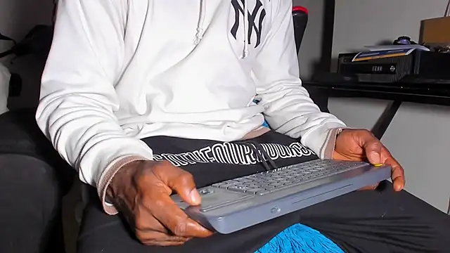 ray_long222 XXX чат на живо