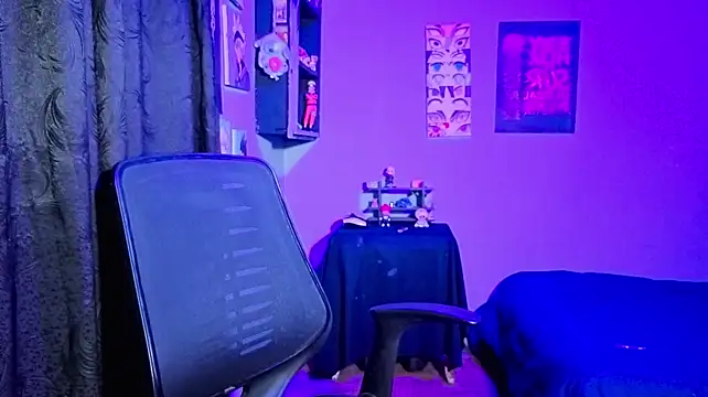 MikeyKuro 라이브 XXX 채팅