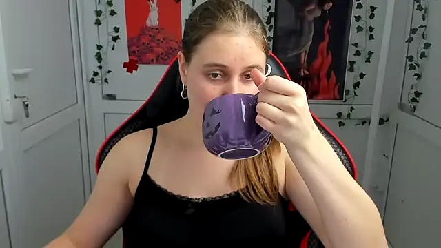 ViolaSecret's Live XXX Chat