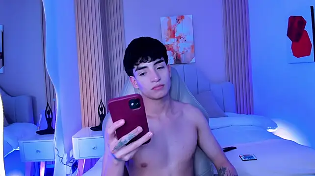 Filiph_Sterliing élő XXX-chatje