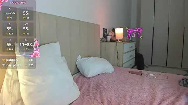 marin_light Adlı Modelin Canlı XXX Sohbeti