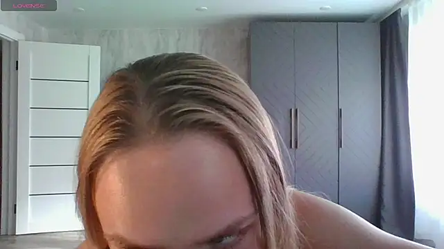 XXX chat uživo modela Annie_Cohn