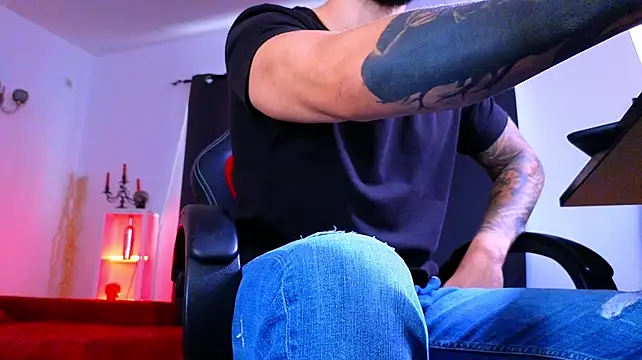 MightyAaron66n Live XXX chat