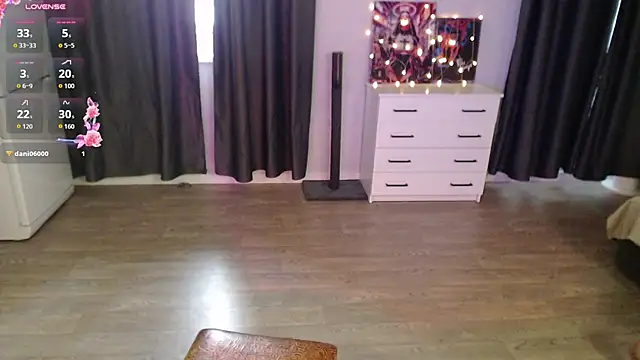 Vlada_vvv Chat XXX in diretta