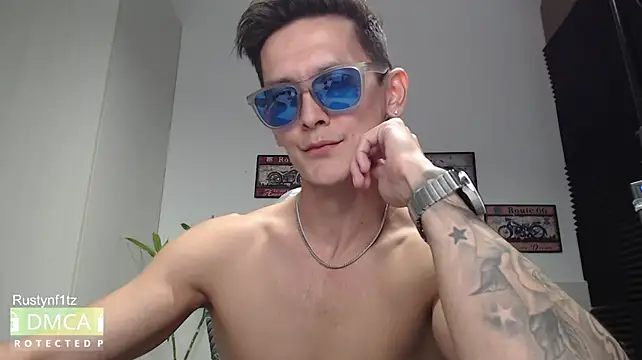 Rustynf1tz_ Live XXX-Chat