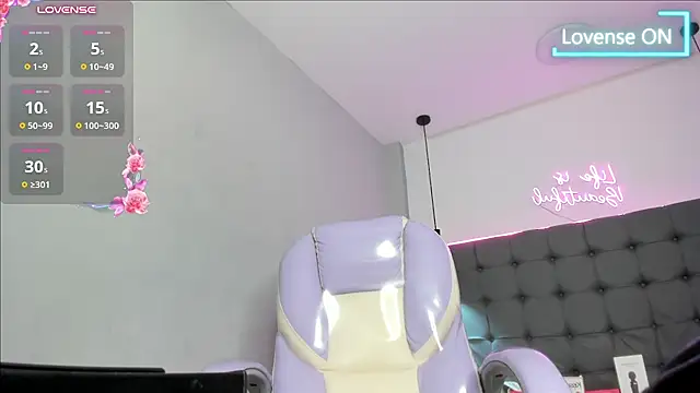 scarletcherry18 live XXX chat