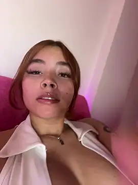 Chat XXX en directo de bonnie_moon