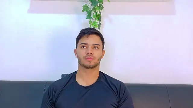 TylerWest_ Live XXX-chat