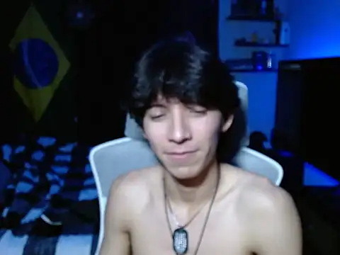 Онлайн чат XXX AvenaBoy
