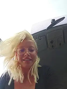 Eleanor_Dream élő XXX-chatje