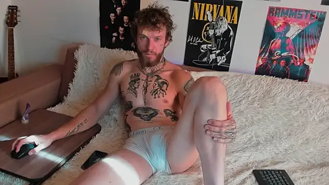 Huntall77's Webcam Show
