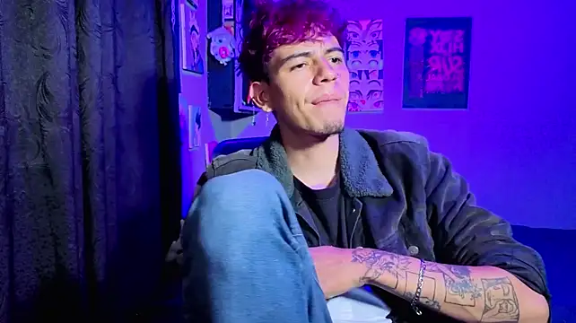 MikeyKuro Live XXX-Chat