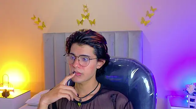 Derek_Sinn – Live XXX-chat