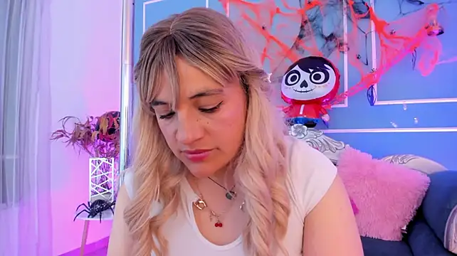 Chat +18 de TaraTaylorr ao vivo