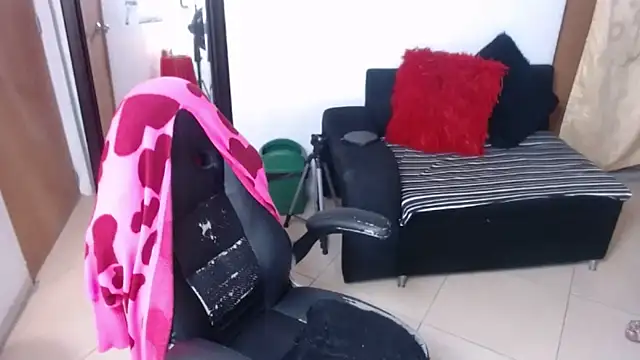 Chat XXX en directo de mykaelahoney