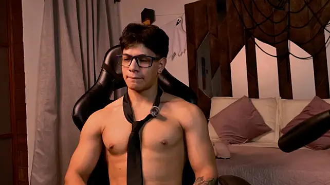 צ'אט XXX בשידור חי של TonyPetrovjs
