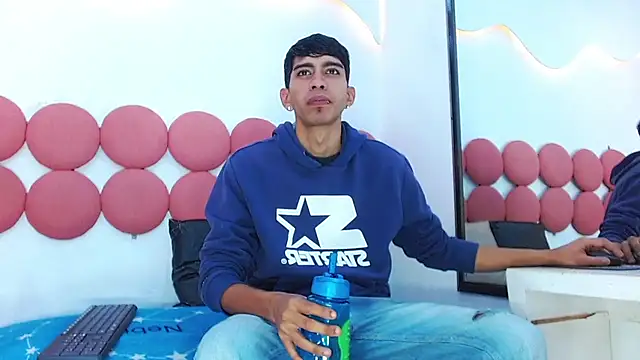 Drake_Jackn Live XXX chat