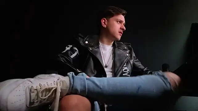 Chat XXX ao vivo de FelixStarkk