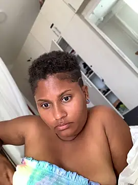 Chatroom XXX en direct de madelltheebony