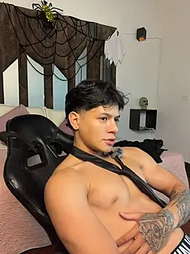 TonyPetrovjs' Live XXX Chat