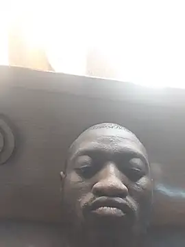 Heavy_M live XXX chat