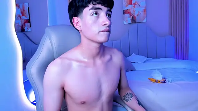 Filiph_Sterliing élő XXX-chatje