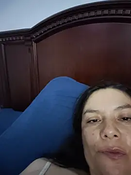 Mishki42 Chat XXX in diretta