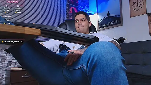 Nicolas_Fellener's Live XXX Chat