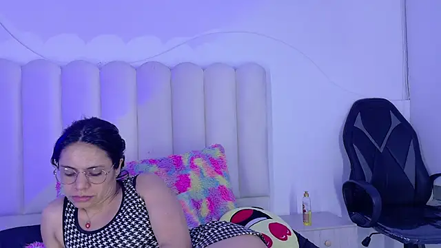 CindyAbril's Live XXX Chat
