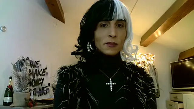 Webkamerová show CruellaDivine
