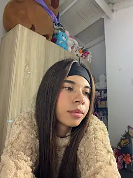 Chatroom XXX en direct de Milleradhara24
