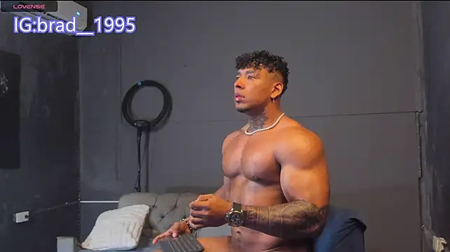 Chat XXX ao vivo de bradley_smith