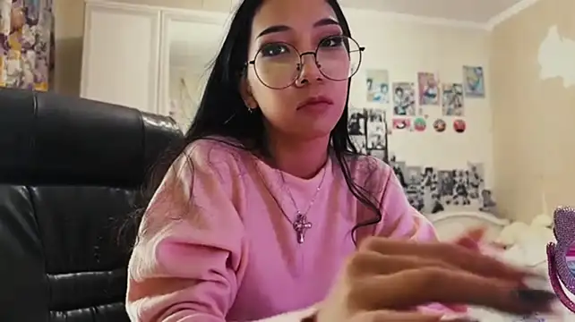 JoiePaschall's Live XXX Chat