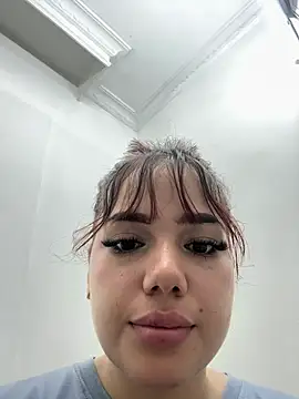 Chat +18 de amelia_rousse26 ao vivo