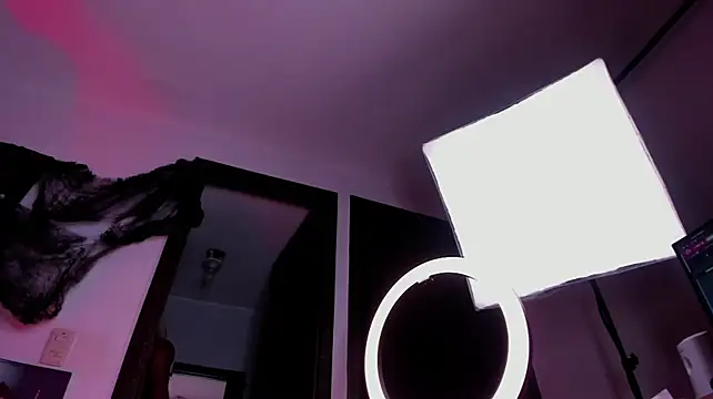 LiamDeeps live XXX chat