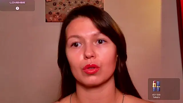 EllaVi Live XXX Chat