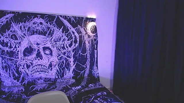 mikaskullcs Live XXX-Chat