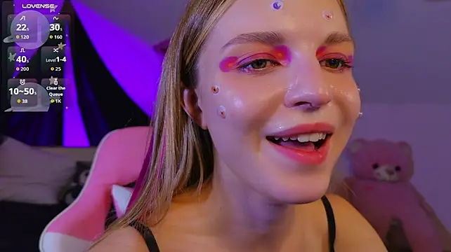 Reychellle Adlı Modelin Canlı XXX Sohbeti
